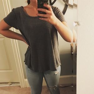 Grey tee
